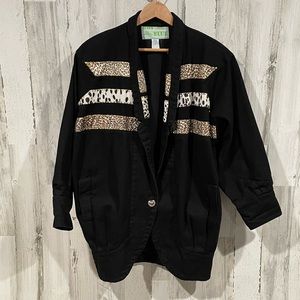 BOY BLUE Vintage 80’s Oversized Animal Print Blazer Size Small